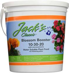 jack's garden blossom booster 10 - 30 - 20 gallon bucket with water - souble plant food