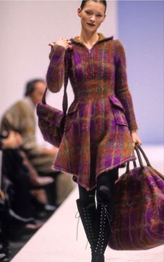 Gaetano Navarra, Original Supermodels, 90s Runway, Special Clothes, Fashion Inspiration Design, Kate Moss, Fashion Shows