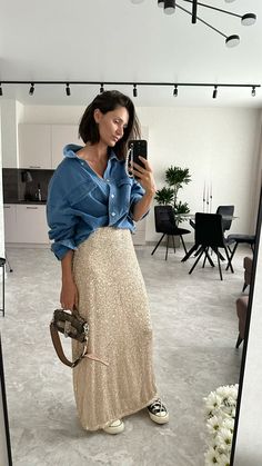 Дми перейти  и прдписывайся ❤️ Online Stylist, Classy Fashion, Outfit Idea, Fashion Classy, Night Out, Lookbook, Ootd, Instagram Photos, My Style