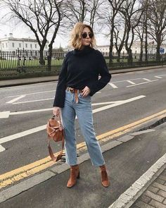 Look Jean, Booties Outfit, Boating Outfit, Ribbed Turtleneck Sweater, Looks Black, Mode Inspo, 가을 패션, Fall Winter Outfits