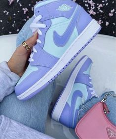 Air Jordan 1 Mid Purple, Jordan 1 Mid Purple, Adidas Shoes Outfit, Custom Air Jordan 1, Nike Shoes Women Fashion, Pretty Sneakers, Nike Fashion Shoes, Basket Style, Jordan Shoes Girls