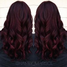 Burgundy Hair With Highlights, Pelo Color Borgoña, Pelo Color Vino, Dark Burgundy Hair, Hair Color Mahogany, Mahogany Hair, Hair Color Burgundy, Burgundy Hair