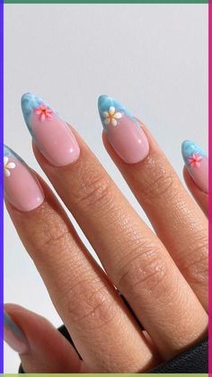 California Vacation Nails, Cute Summer Birthday Nails, Short Beach Nails, Beachy Nail Designs, Summer Holiday Nails, Rounded Acrylic Nails, Beach Nail Designs, Beach Nail, Beachy Nails