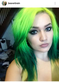 Black And Green Hair, Neon Green Hair, Sunset Hair, Rave Hair, Dramatic Hair, Bold Hair Color, Cute Hair Colors, Rockabilly Hair, Gorgeous Hair Color