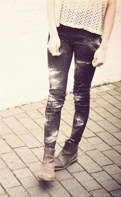 Hand Painted galaxy leggings by WeAreHairyPeople on Etsy, £36.00 Galaxy Tights, Painted Galaxy, Galaxy Leggings, All Jeans, Kinds Of Clothes, Soft Grunge, Shibori, Tight Leggings, Teen Fashion