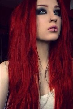 Fall Red Hair, Vibrant Red Hair, Underlights Hair, Bright Hair Colors, Long Hair Color, Red Wigs, Scene Hair, Cornrow Hairstyles