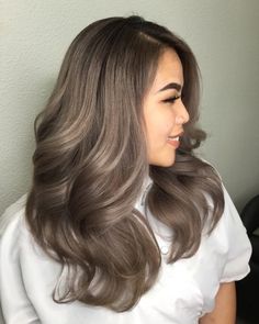 Ash Brown Hair Color, Mushroom Hair, Ash Brown Hair, Perfect Hair Color, Brown Hair Dye, Balayage Blonde, Gorgeous Hair Color, Smink Inspiration