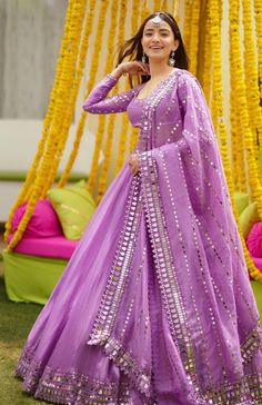 Dressing Design, Simple Lehenga, Wedding Lehenga Designs, Lehenga Designs Simple, Traditional Indian Dress