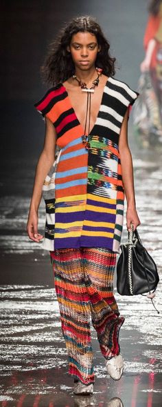 Missoni Knitwear, Missoni Fashion, Fashion Week 2018, Knitwear Fashion, Knitwear Design, Fashion Editorial, Knit Outfit