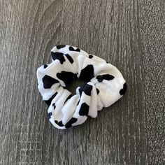 Brand New Without Tags Secret Santa Gifts, Scrunchie Hairstyles, Secret Santa, Scrunchies, Cow, Hair Accessories, Gift Ideas, Black White, Women Accessories