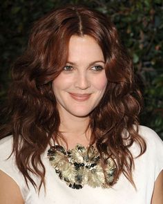 Auburn Hair Cool Skin Tone, Cutest Hairstyles, Hair Color Mahogany, Mahogany Hair, Chestnut Hair, Twisted Hair, Chestnut Hair Color, Dark Auburn