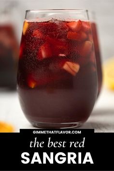 This delicious red sangria is a classic. It goes down so easy you hardly know there’s alcohol involved (but oh, there is!). Perfect for fun nights with friends. Bbq Snacks, Vegetarian Holiday Recipes, Spanish Red Wine, Mixed Cocktails