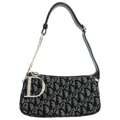 Christian Dior Trotter Pattern Mini Shoulder Bag Size: Width: Approx. 22.5cm (Bottom)/19cm (Opening)Height: Approx. 11cm Depth: Approx. 5.5cm Shoulder: Maximum Approx. 73cm (Not Removable)1 Inner Pocket Color: Navy Dior Mini Bag, Bags Christian Dior, Dior Shoulder Bag, Trotter, Mini Shoulder Bag, Christian Dior, Dior, Bag Lady, Shoulder Bag