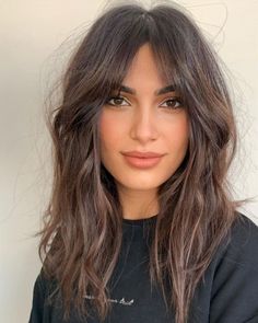 Curtain Bangs For Fine Hair, Babylights Hair, Rambut Brunette, Layered Haircuts With Bangs, Layered Hair With Bangs, Oval Face Haircuts, Low Maintenance Haircut, Oval Face Hairstyles