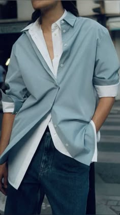 Dark Academia Outfits, Academia Outfits, Modest Summer Outfits, Corporate Outfits, Outwear Women, Basic Shirts, Street Chic, Fall Outfits Women, Fashion Colours