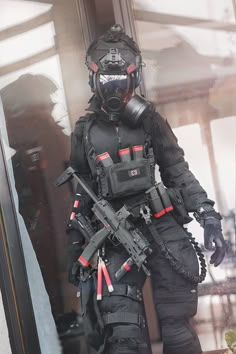 Combat Jacket Women, Gas Mask Cosplay, Female Ghost Cod Fanart, Sci Fi Outfits Female Casual, Cod Cosplay Female, Gas Mask Oc, Female Tactical Outfit, Cod Clothes, Tactical Wear Women