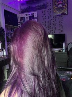 #purplehair Grayish Purple Hair, Purple Hair No Bleach, Greyish Purple Hair, Purple Hair With Bangs, Plum Purple Hair, Hairstyles Purple, Blackberry Hair, Dark Violet Hair