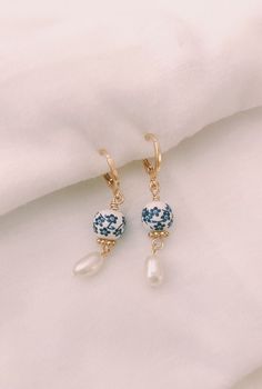 small business shoutout🩷 #fashion #jewelry #europe #clothing #summerstyle Freshwater Pearl Earrings Wedding, Pearl Gold Earring, Simple Indian Jewellery Gold, Delicate Wedding Earrings, European Earrings, Earing Inspiration, Opalite Earrings, Small Hoop Earrings Gold, Cute Jewelry Earrings