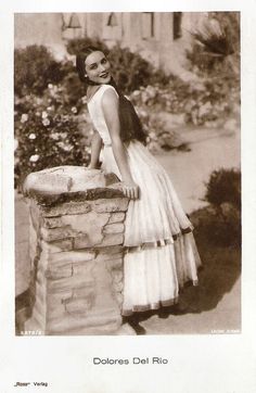 1920s Mexican Women, 1930s Mexican Fashion, 1940s Mexican Fashion, 1950s Mexican Fashion, 1920s Mexico, Mexican Cinema, Mexican Beauty, Mexican Actress, Mexican Fashion