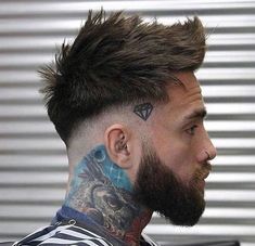 Trendy Mens Hairstyles, Fade Hair, Mens Hairstyles With Beard, Mens Hairstyle, Mens Haircuts, Beard Hairstyle, Haircut Styles