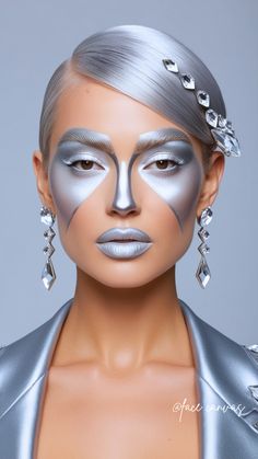 Futuristic Makeup, Avant Garde Makeup, Beautiful Painting, Abstract Faces, Creative Makeup, Beautiful Paintings, Makeup Inspo, Eye Makeup, Make Up