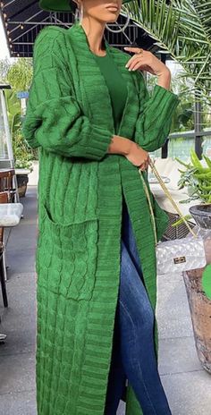 Fall outfit green long duster sweater y2k style Long Cardigans, Knit Sweater Coat, Style Sweaters, Long Knit Cardigan, Gilet Long, Longline Cardigan, Fitted Cardigan, Chunky Cardigan, Pocket Cardigan