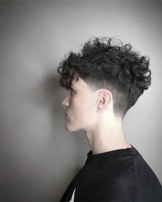 Male Haircuts Curly, Androgynous Hair, Faded Hair, Short Curly Haircuts, Boys With Curly Hair