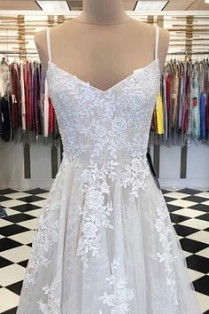 En linje v hals blonder applikationer hvid aftenkjole, brudekjole, hvide blonder formelle kjoler Formal Dress White, Wedding Dress Tulle Lace, Sweep Train Prom Dress, Wedding Dress White, White Prom, White Lace Wedding Dress, Prom Dresses With Pockets, White Evening Dress, Corset Dress Prom