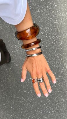 #ringsjewelry #jewelryaesthetic Ring Layering Ideas, Accessories Combination, Big Accessories, Big Bracelets, Cool Jewelry, Chunky Bracelet, Hand Accessories, Recycled Fashion