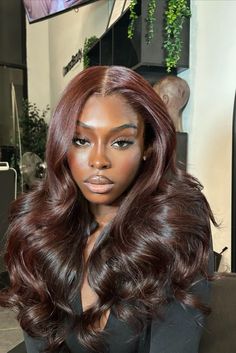 Chocolate Auburn Hair, Brown Hair Dark Skin, Cute Hair Colors, Ginger Hair Color, Protective Hairstyles Braids, Pretty Hair Color, Voluminous Hair, Hair Laid, Brown Wig