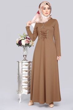 Hijabi Gowns, Women Chiffon Blouse, Hijab Evening Dress, Muslimah Dress, Muslim Women Fashion, Islamic Dress, Dress Muslim, Muslim Fashion Dress, Muslim Dress