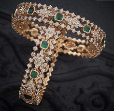 Diamond Bangles Bracelet Indian, Diamond Bangles Indian, Emerald Bangles, Diamond Kada, Bridal Diamond Necklace, Diamond Bangles, Diamond Bracelet Design, Diamond Pendants Designs, Antique Gold Jewelry Indian