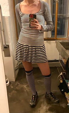 Indie Sleeve, Salomon Outfit, Stripes Outfit, Lovely Clothes, Playing Dress Up, Fashion Sense, How To Look Pretty, New Outfits