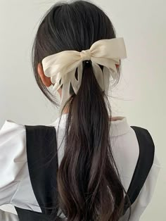 Girly Hairstyles For Women, Light Academia Hair, Medium Hair Korean, Korean Hairstyle Medium, Hairstyle Medium Hair, Long Hair Korean, Short Hair Korean, Korean Hairstyle Long, Korean Hairstyle Ideas