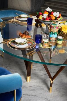 VERSACE HOME Jungle Animal Wild Tableware Magic Table