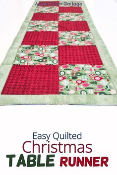 an easy quilted christmas table runner with the words easy quilted christmas table runner