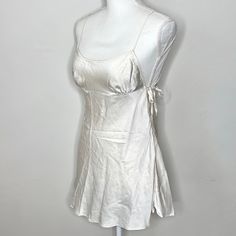 Y2k Victoria’s Secret Babydoll Dress Silk Slip Micro Mini Y2k Vintage 2000 Great Condition Cream Ivory Ties On Sides Milkmaid Bust Adjustable Straps 100% Silk Measurements Available Upon Request. #Silk #Babydoll #Angelic #Ethereal Silk Babydoll, Dress Silk, Micro Mini, Silk Slip, Babydoll Dress, Y2k Vintage, Silk Dress, Women's Intimates, Victoria’s Secret