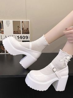 Dream Heels, Fairytale Shoes, Zapatos Mary Jane, Gothic Boots, Food Babe, White Platform, Mary Jane Shoes Womens, Chunky High Heels