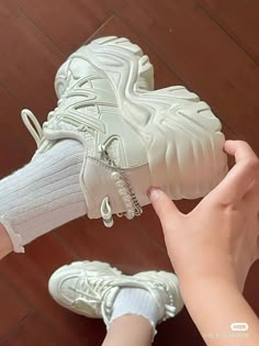 Cute Platform Shoes, Girly Sneakers, Asian Shoes, Shoes Sneakers High Tops, Cute Converse Shoes, Sports Shoes Women, Casual Shoes Women Sneakers, Heel Sneakers, Cute Converse