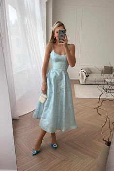 Waist Sinch Dress, Fancy Dinner Party Dress, Midi Light Blue Dress, Fancy Summer Dresses Classy, French Chic Wedding Guest Outfit, Wedding Guest Dress France, Homecoming Dresses Midi, Kitchen Tea Outfit For Guest, Tea Length Dresses Wedding Guest