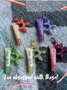 Lipgloss Keychain Ideas, Lip Keychain, Lipgloss Keychain, Diy Lip Gloss, Sephora Skin Care, Diy Lips, Lip Products, Diy Keychain, Diy Charms