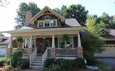 a house that is sitting in the grass