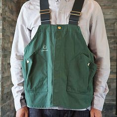 Barista Uniform, Farmer Outfit, Workwear Brands, Shop Apron, Fishing Vest, Fashion Model Poses, Utility Vest, Japanese Outfits