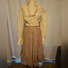 Both In Like New Condition. Top Is 21 Inches Across Arm Pit To Armpit. Skirt Waist Is 14 Inches. Wonderful Outfit Which Would Pair Nicely With Boots. I Can Sell Items Separately. 80 For Blouse 200 For Skirt Gunne Sax, Sell Items, Pink White, Womens Skirt, Like New, Skirt, Boots, Floral, Pink