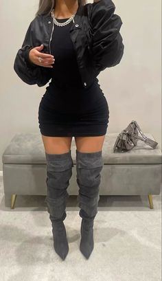 Winter Fashion Outfits Dinner, Blue Dress Outfit Casual, Thigh High Boots Dress, Dress Outfit Black Women, Simple Outfit Ideas, Drake Concert, Printed Blouses, Cool Streetwear, Streetwear Outfit Ideas