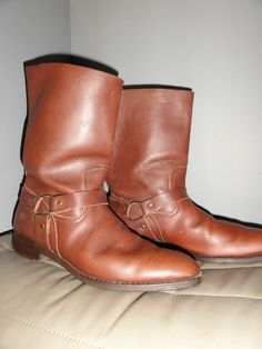 HERE'S A AWESOME PAIR OF VINTAGE BROWN LEATHER BOOTS. MADE BY BEACON HILL. MENS SIZE 10. REAL GOOD CONDITION FOR THERE AGE. (1970'S ?) NO BAD SCRATCHES, SCUFFS ETC IN LEATHER. SOLES ARE IN GOOD USED CONDITION. SEE PICS. THESE BOOTS ARE VERY COMFORTABLE. GREAT FOR RIDING A BIKE (MOTORCYCLE) OR A HORSE. WINNING BIDDER PAYS FIXED $9.00 SHIPPING. WILL SHIP TO UNITED STATES ONLY. Check out my other items - opens in a new window or tab! Be sure to add me to your favorites list - opens in a new window Sister Fashion, Boots Biker, Riding A Bike, Beacon Hill, Leather Cowboy Boots, Brown Leather Boots, A Horse, Bike Ride, Vintage Brown