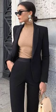 Winter Business Outfits, Classy Yet Trendy, Blazer Outfit, Professional Attire, Interview Outfit, Business Outfit, Black Suit, Pretty Style