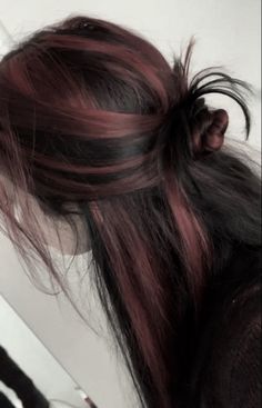 Hair Dyes For Brunettes, Black Hair With Strawberry Highlights, Brown Medium Hairstyles, Hair Color Idea For Dark Skin, What Color Goes With Black Hair, Types Of Red Hair Dye, Rustic Hair Color, Box Dye Ideas, Hair Color Ideas 2 Colors