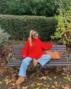 Estilo Indie, Outfit Chic, Uggs Outfit, Fall Fits, Long Sleeve Knit Sweaters, Mode Inspo, 가을 패션