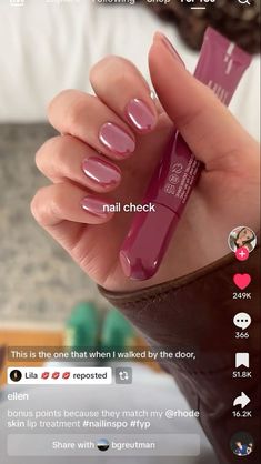 Nail Inspo Fall Simple, Simple Fall/winter Nails, Fall Nails Cool Tones, Pink Maroon Nails, Red Mauve Nails, Chrome Cherry Mocha Nails, Fall Gel Extension Nails, Deep Pink Chrome Nails, Deep Magenta Nails